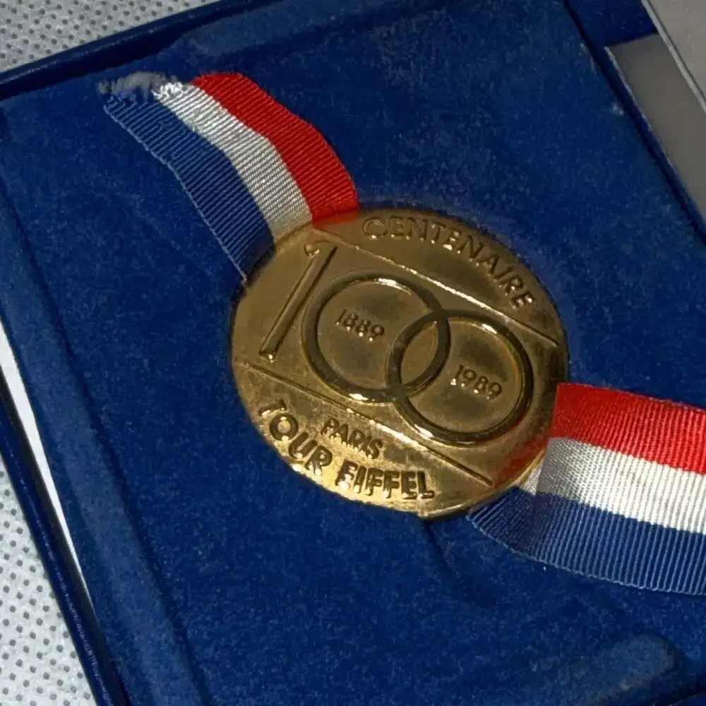 Bernard Lalande Paris Tour Eiffel 1889-1989 Centenaire Commemorative Medal
